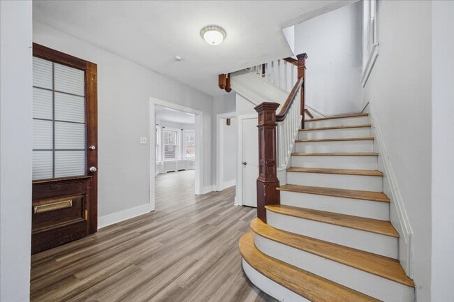 Photo - Spacious Victorian, over 2400 sq ft