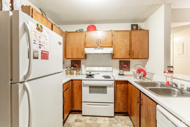 2BR, 2BA - 1179 SF