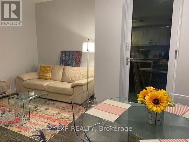 Photo - 428 Sparks St. Unité 501