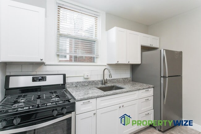 Photo - 1814 E 30th St