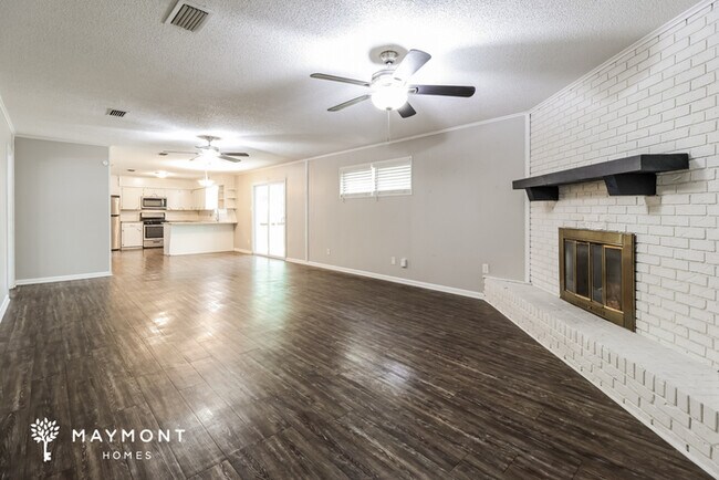 Photo - 22 Single Oaks Dr