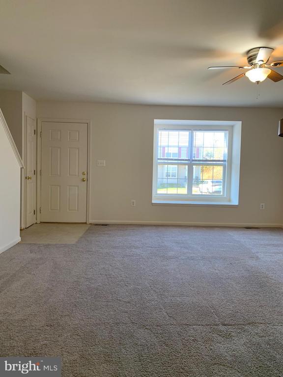 Building Photo - 211 Merrill Ct