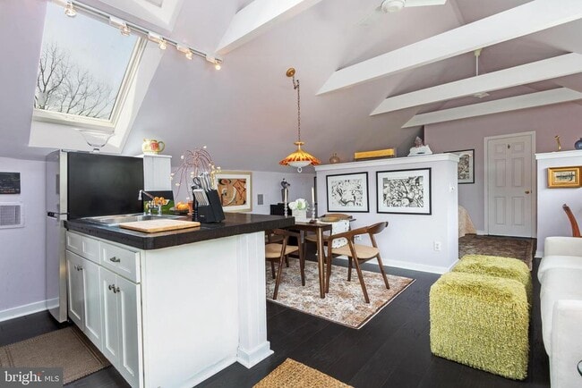 Photo - 373 Pineville Rd