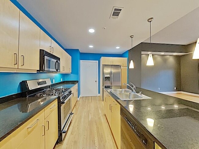Building Photo - 5055 Addison Cir Unit 115.1 Rental