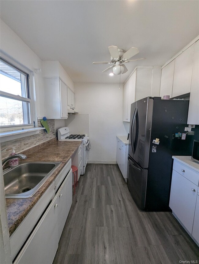 Photo - 82-32 Langdale St Unit 141B