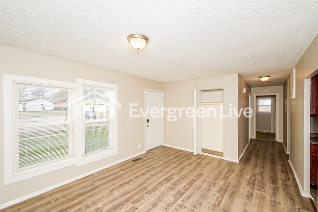 Photo - 9819 Bishop Ct