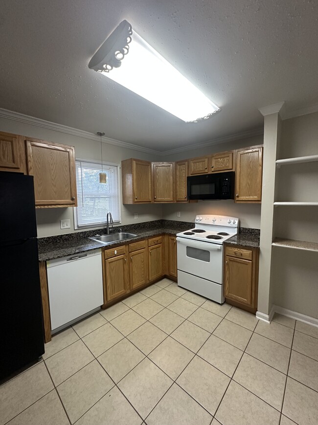 Photo - 5330 Athena Dr