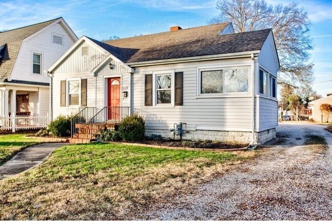 Photo - 2174 Washington Ave