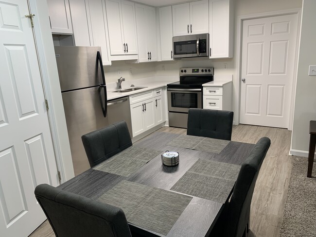 Photo - Waterford Place Apartments