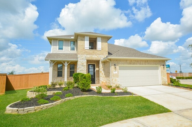 Photo - 108 Summer Pool Ct Casa