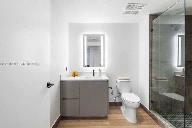 Photo - 307 SW 5th St Unit Studio 1