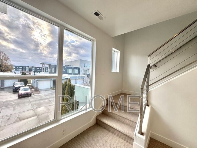 Photo - 10384 S Clarks Hill Dr