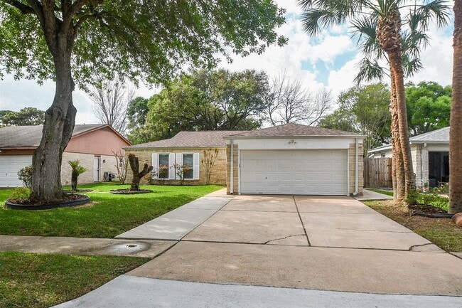 Building Photo - 710 N Fork Ct