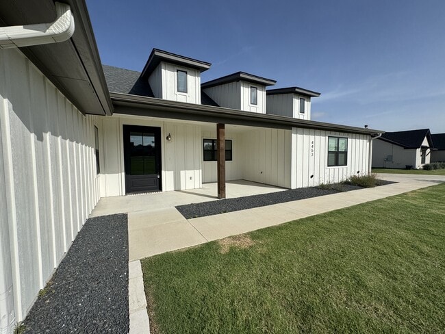 Photo - 4453 Cedar Creek Rd