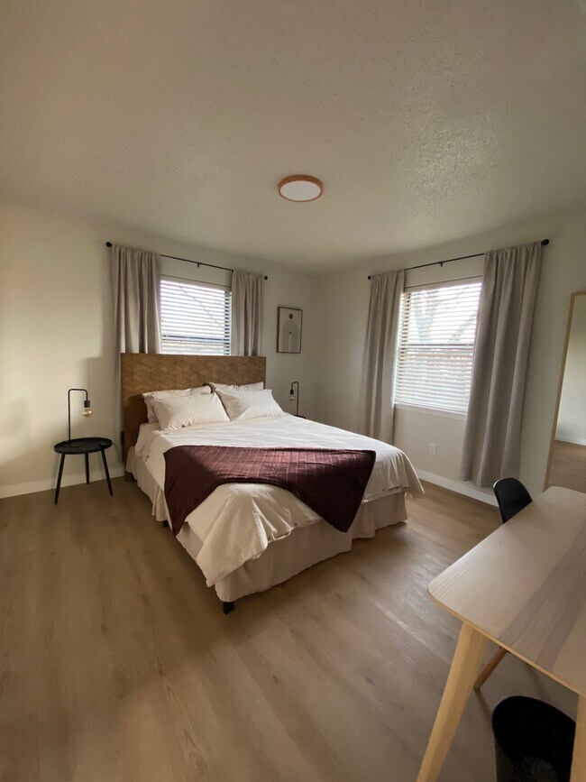 Dormitorio principal - Queen - 1106 Sherry Ln