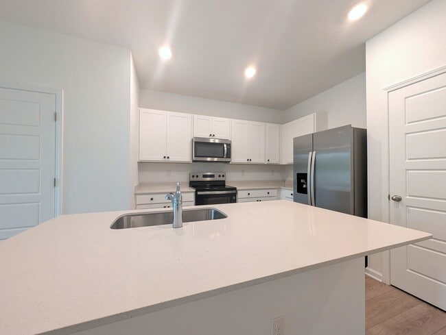 Photo - 5916 Ortega Lake Dr