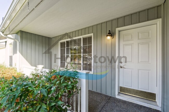 7358 Aaron St