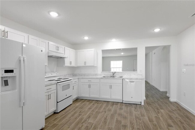 Photo - 808 Abbeville Ct