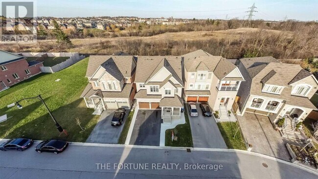 Photo - 118 Leadership Dr