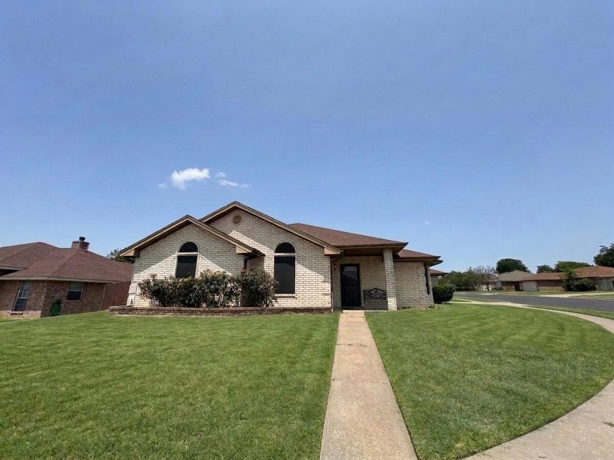 Photo - 3817 Oak Valley Dr