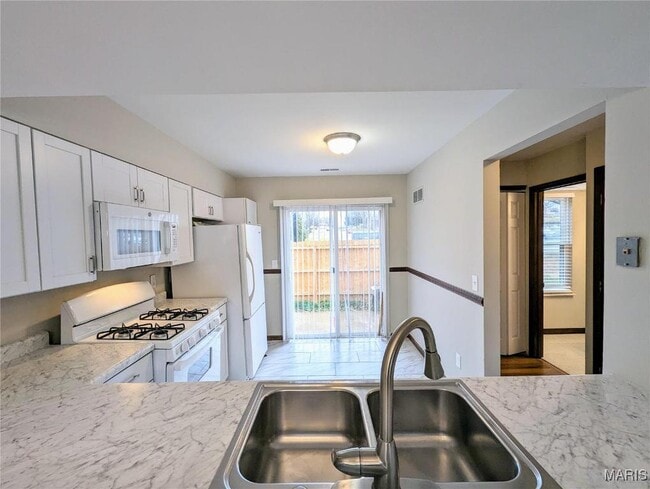 Photo - 263 Spencer Pl