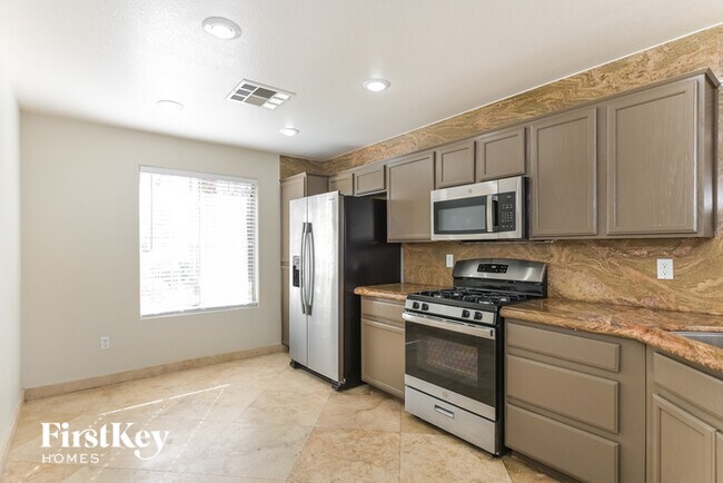 Photo - 10048 Tittleton Ave