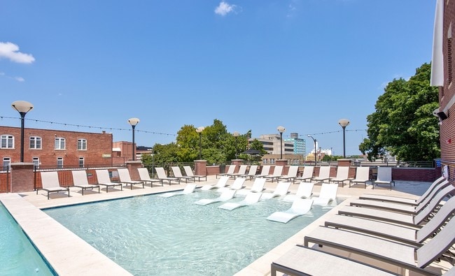 Vue on Walnut | Student Housing