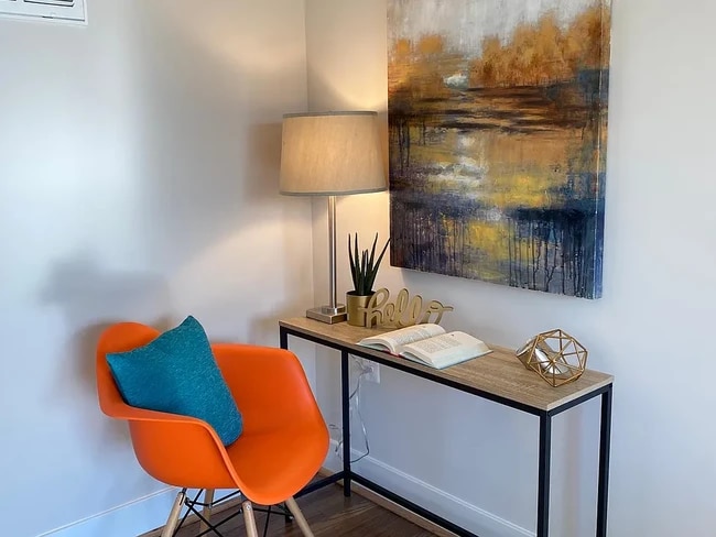 Photo - 709-713 Park Ave