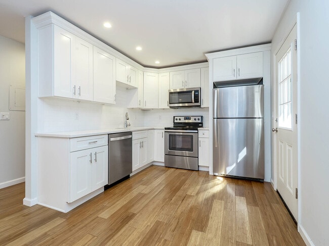 Photo - 15 Albin St