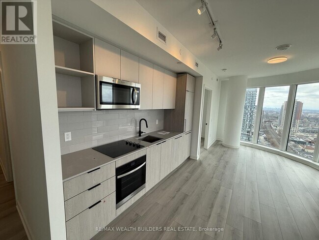 Photo - 1185 Dupont St Unit 2102