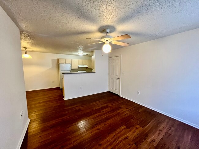 Photo - Highlands Apartment Homes