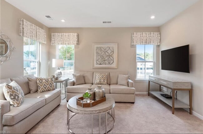 Photo - 135 Stegg St