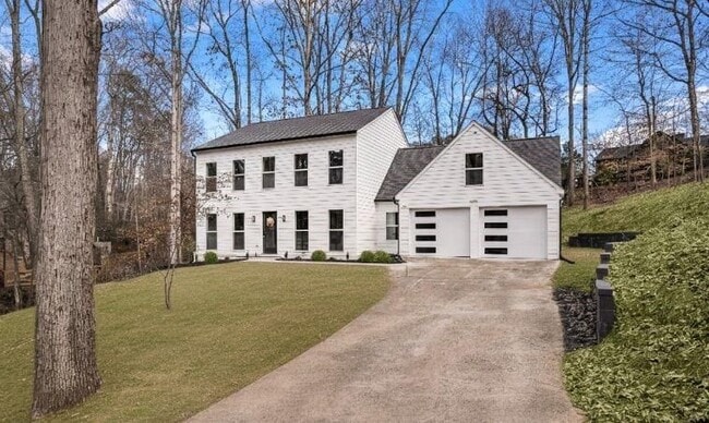 Building Photo - 3290 Ethan Dr