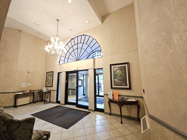 Photo - 511 Aurora Ave Unit 414