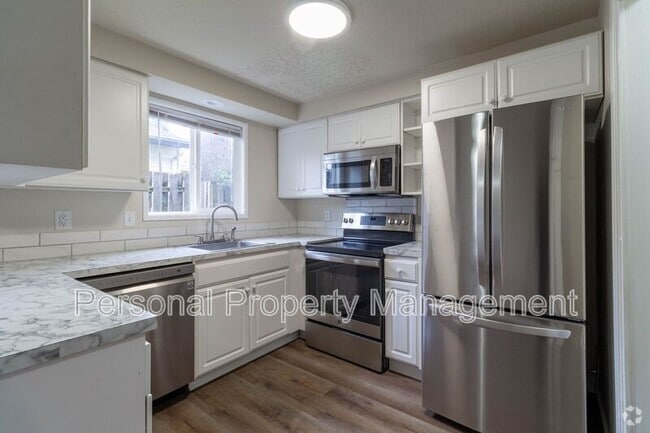 Building Photo - 1327 Z St Rental