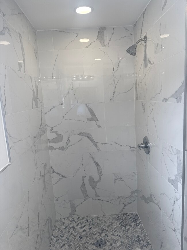 Photo - 151 Passaic St Unidad apartment