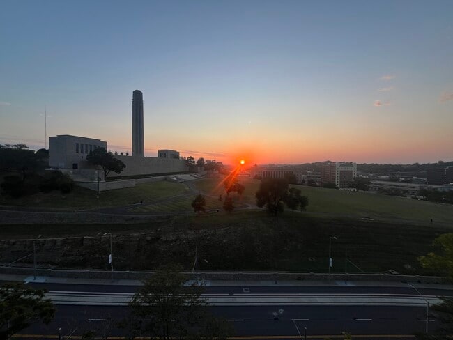 Photo - 2525 Main St Unit 703