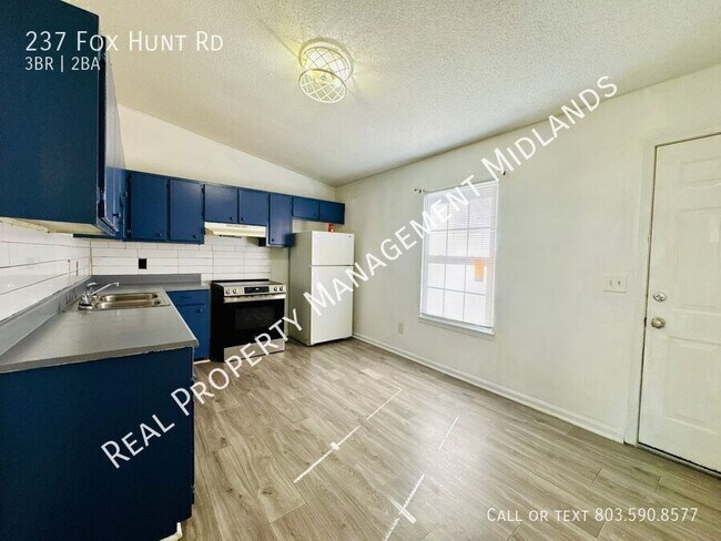 Photo - 237 Foxhunt Rd