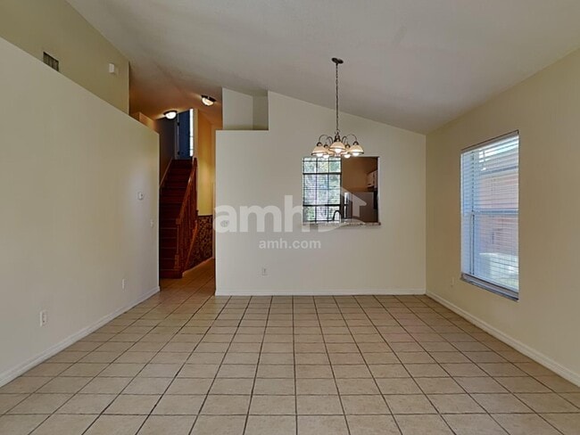 Photo - 256 Daniels Pointe Dr