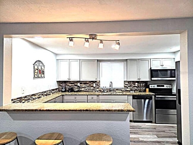 Photo - 6886 49th Ave N