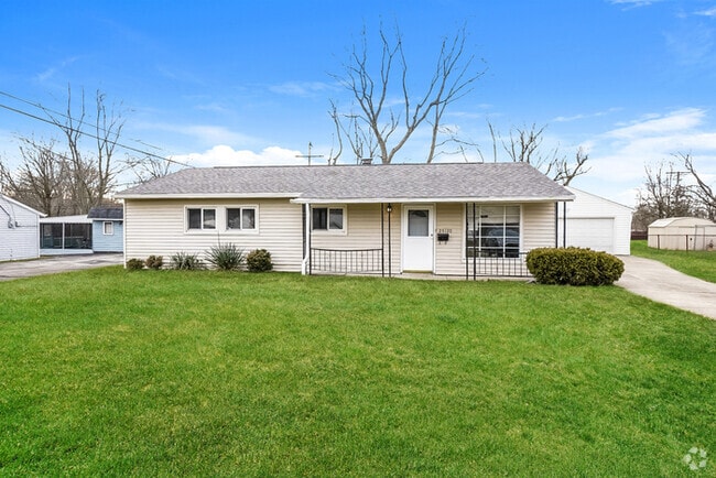 Building Photo - 25120 Sandhurst Rd Rental