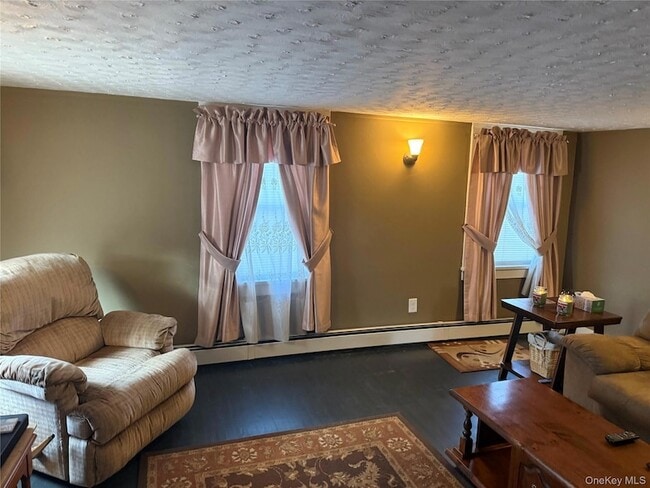 Building Photo - 6 Glenmere Ave Unit 4