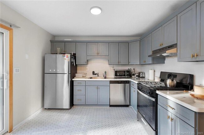 Photo - 360 W Spring St Unit A7