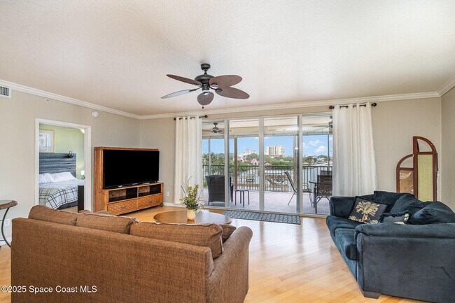 Photo - 100 Riverside Dr Unit 403