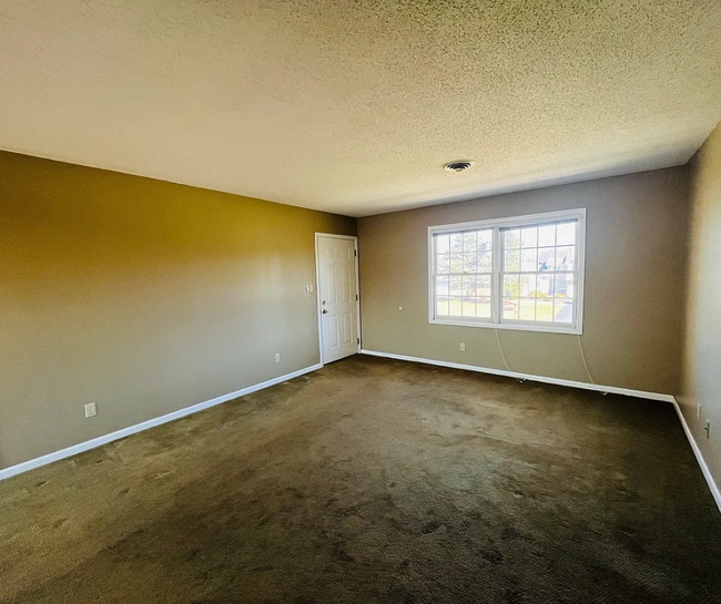 Photo - 6868 Nickis Ln Unit 3