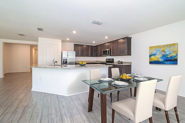 Photo - 380 Kensington View Dr