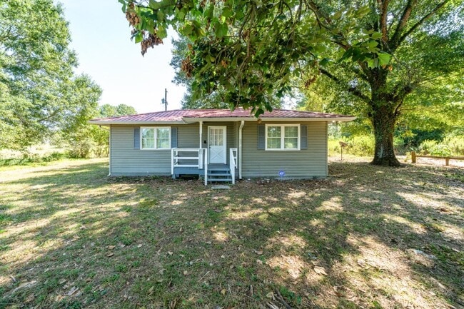 Building Photo - Hidden Gem in McCalla – Private 2BR Retreat on a Large Secluded Lot!