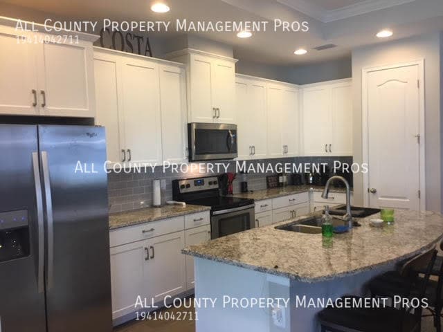 Photo - 866 Molly Cir