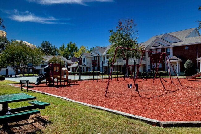 Photo - Inverness Apartments