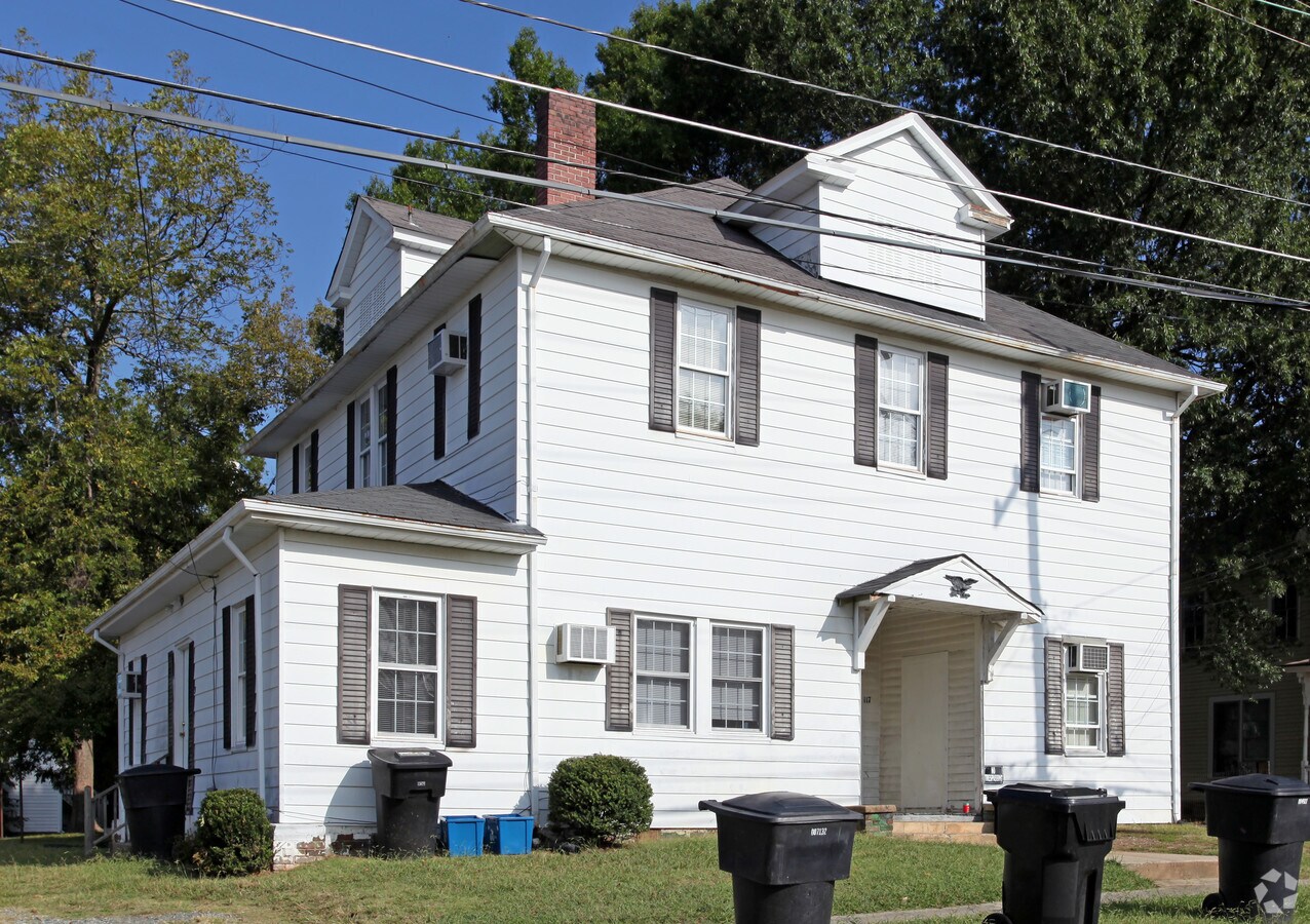 Photo - 117 Tucker St